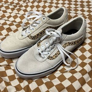 Vans women’s shoes